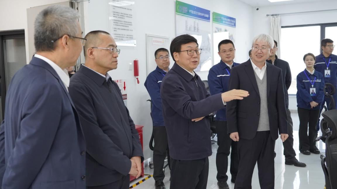 656ad506407f48749c5c5264dc9baac3