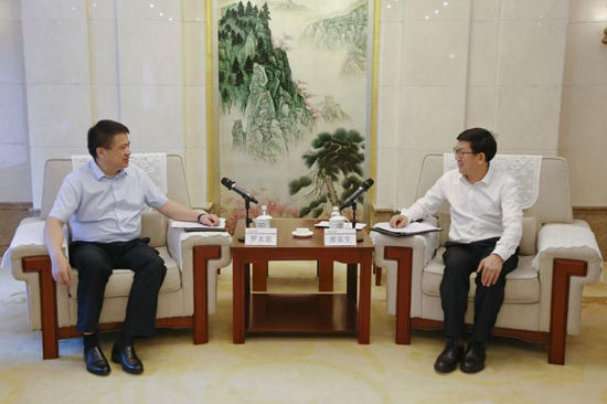 200cc4ee00d94f0eb70f6bbd516e54b0