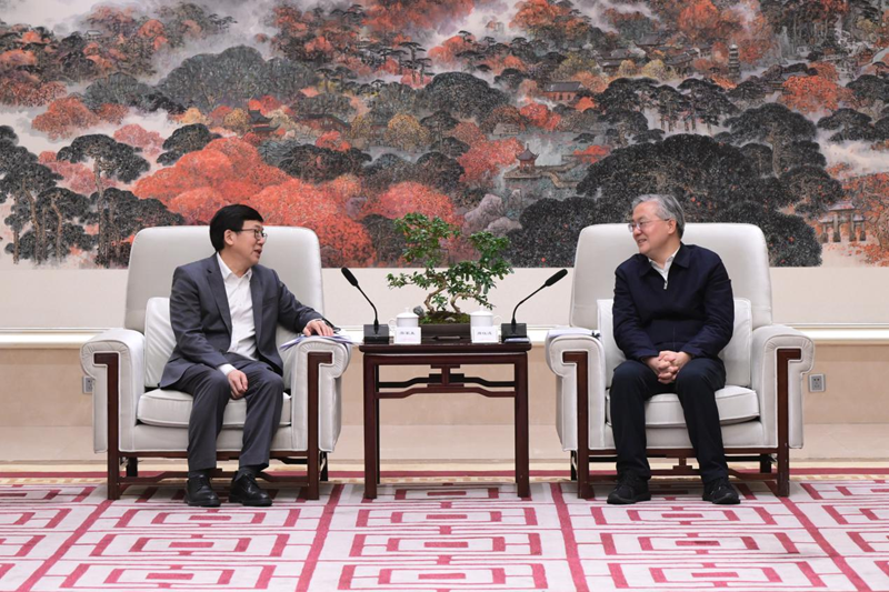 2f99c9be8615400f9a68b1e7075b9660