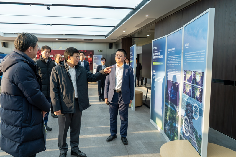 afcff9f4dbc449b3816b0443b3166819